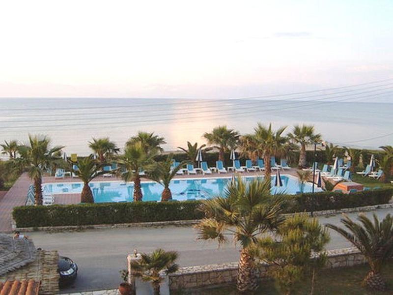 Beach Star Hotel Сидари Екстериор снимка